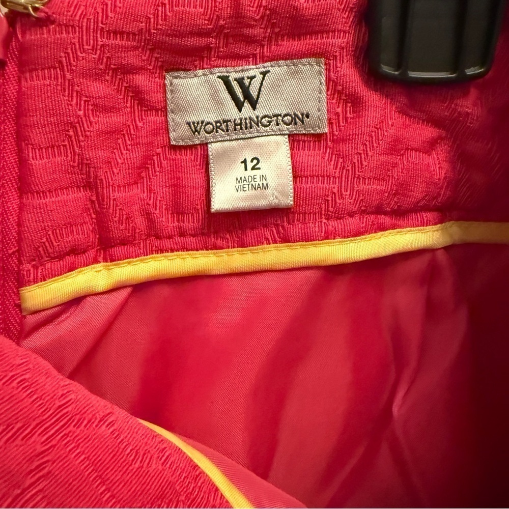 Worthington Vibrant Pink Quilted Mini Skirt - Picture 3 of 3